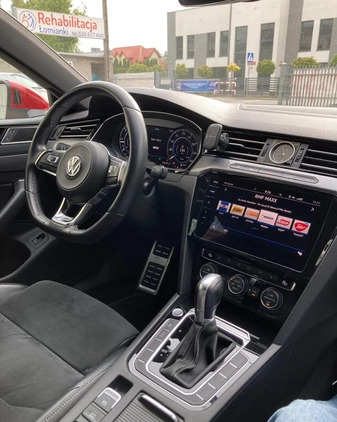 Volkswagen Arteon cena 84800 przebieg: 242000, rok produkcji 2018 z Łomianki małe 172
